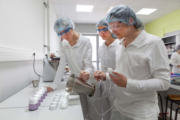 BAC PRO PIPAC - Production en Industries Pharmaceutiques, Alimentaires et Cosmétiques